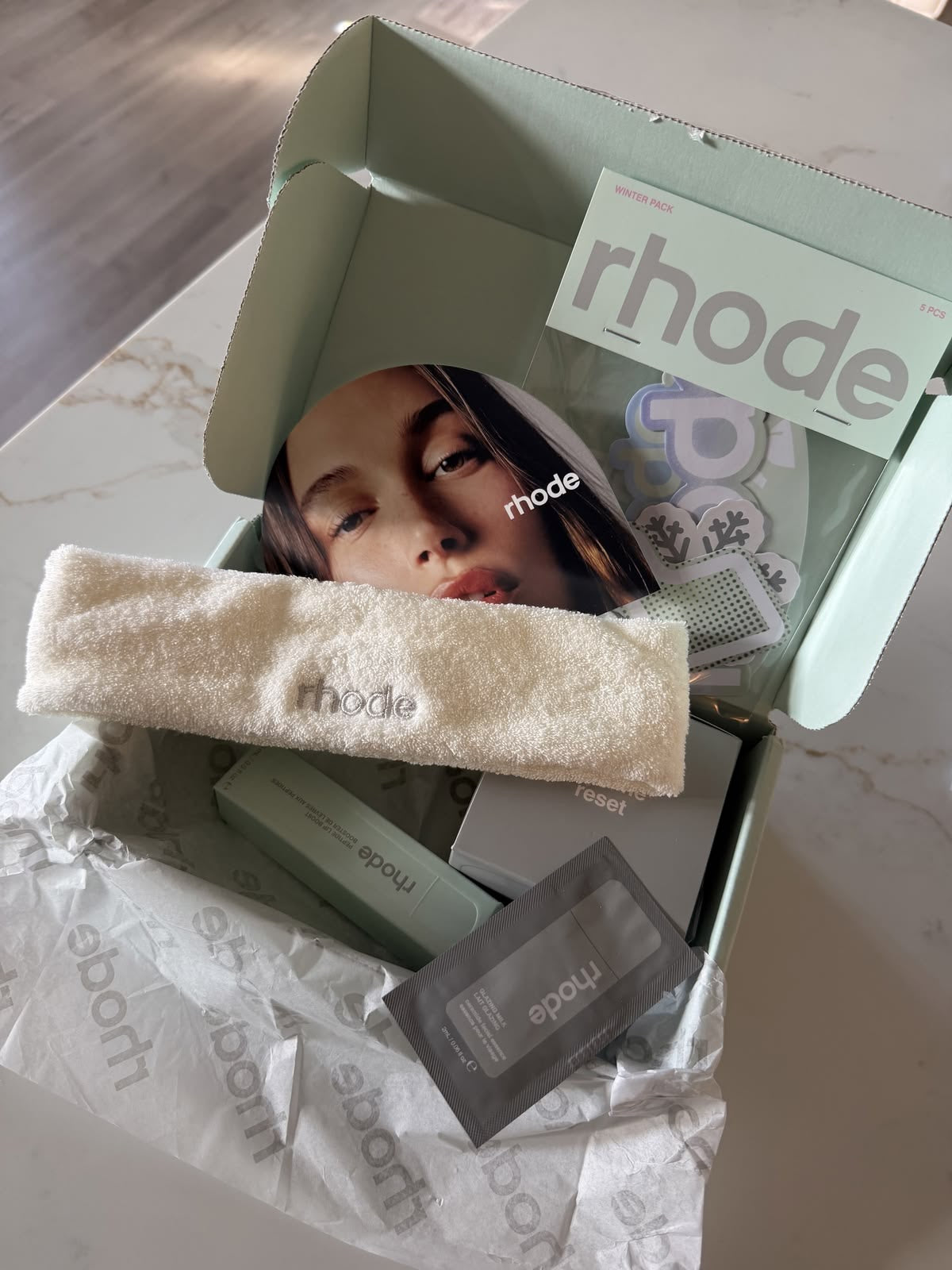The mask set Rhode