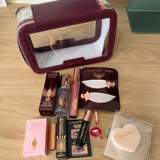 Beauty bag CT + 7 goddies